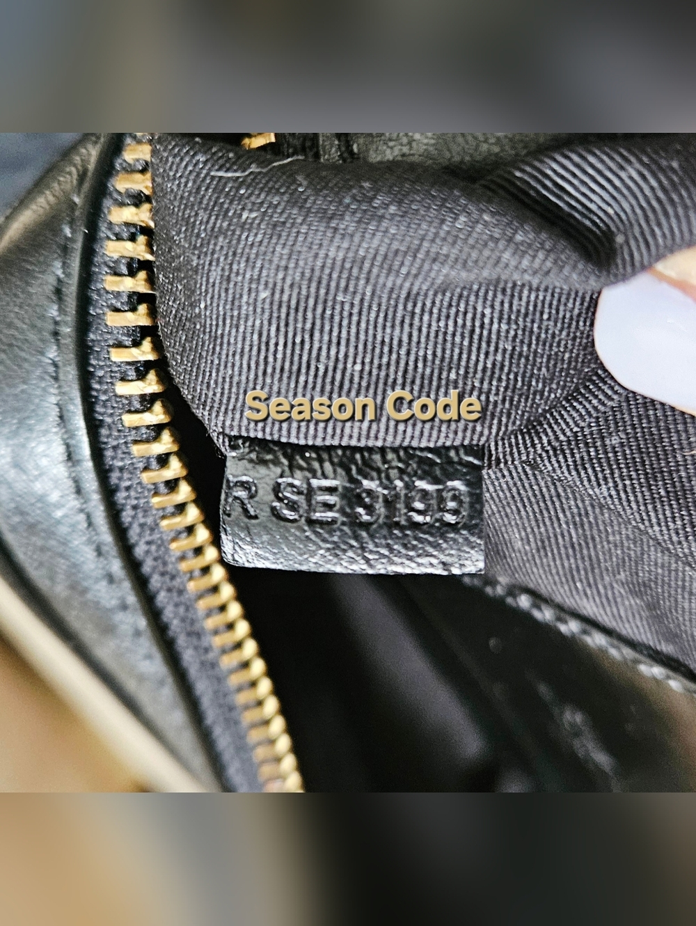 MARC JACOBS Quilted Softshot (Black/Gold) Camera Bag Charm Chain Crossbody Strap - Picture 12 of 16